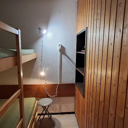 Au Pied Des Pistes, Vue Sur Le Mont Blanc - Fr-1-181-2616 *