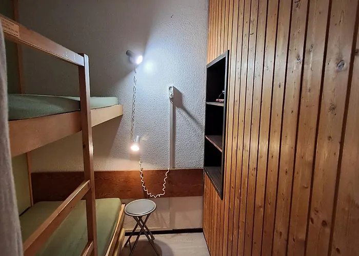 Au Pied Des Pistes, Vue Sur Le Mont Blanc - Fr-1-181-2616 *